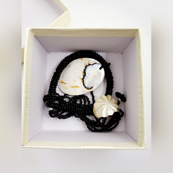 Abalone Necklace and Ring - Set - Picture 10 of 11